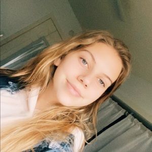 Meet your Posher, Jenna